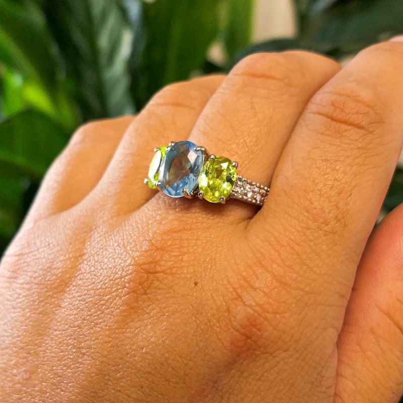 Image 4 of Silver ring with zirconia stones.