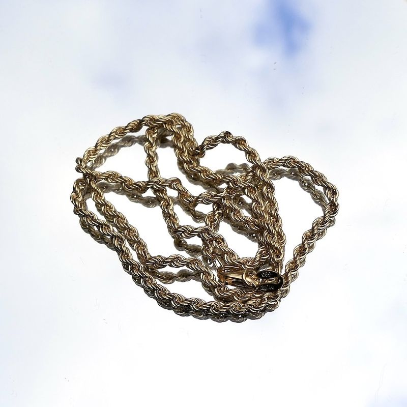Image 2 of Gold twisted necklace | 42.5 cm