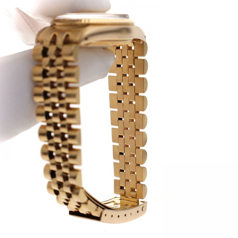 Image 18 of Rolex Datejust 31mm 18ct Gold Watch