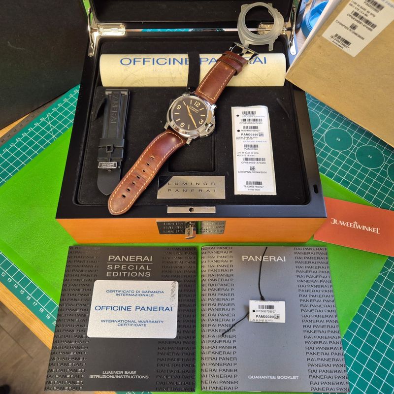 Image 3 of Panerai Luminor Base 44mm PAM00390 Boutique Edition; Men's Watch