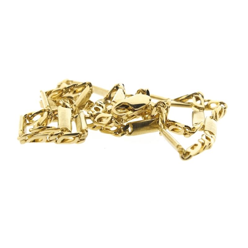 Image 8 of Gold closed Figaro link chain