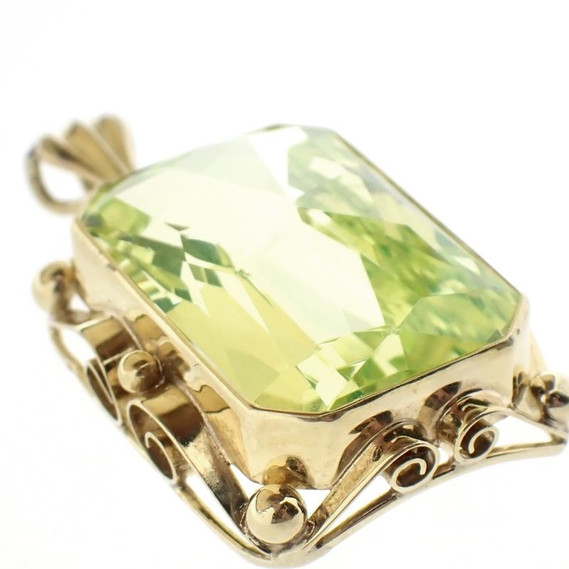 Image 3 of Gold pendant with synthetic gemstone