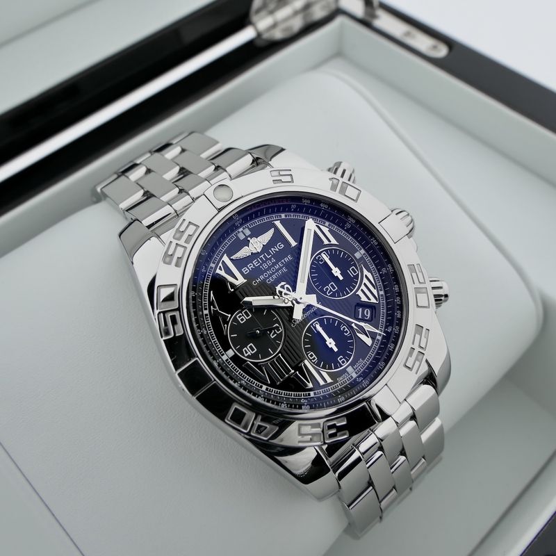 Image 19 of Breitling Chronomat 44 B01 AB0110; Chronograph men's watch
