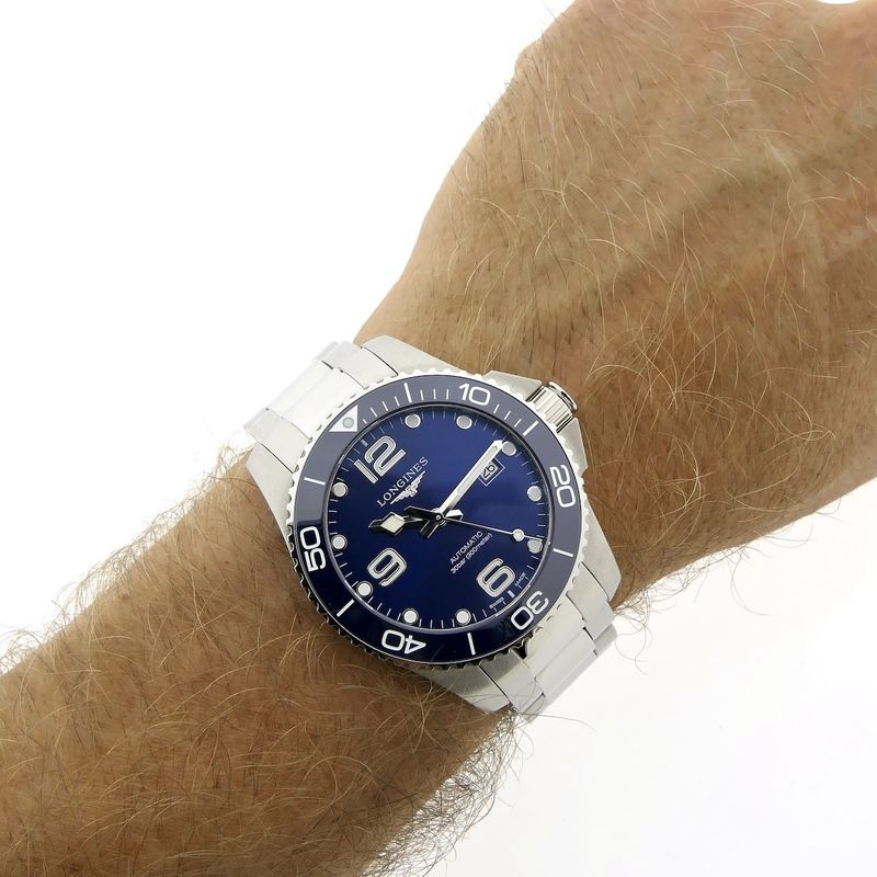Image 9 of Longines Hydroconquest; Automatic men's watch