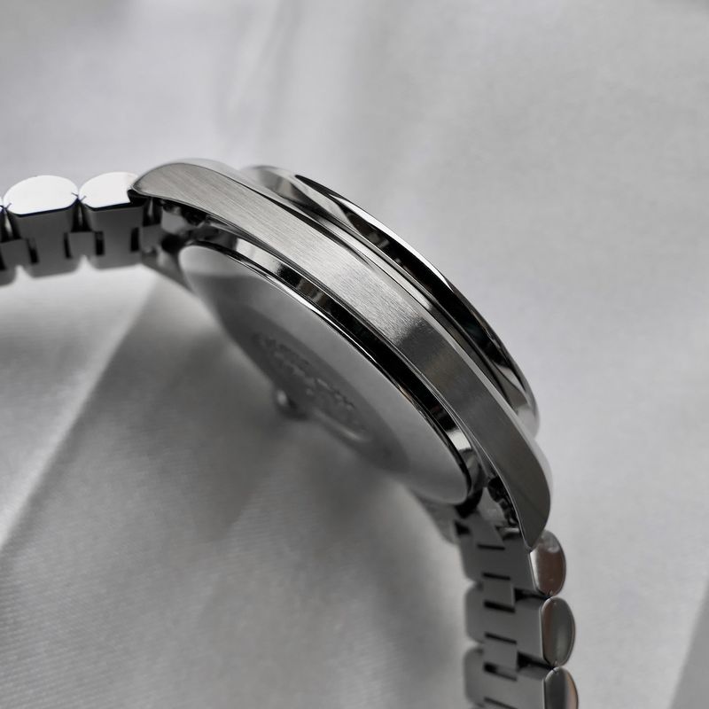 Image 18 of Omega Speedmaster Reduced 3510.50.00; Automatic Chronograph watch in full set