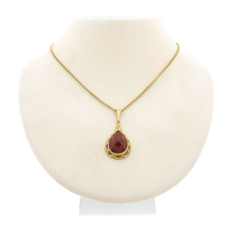 Image 3 of Gold pendant with carnelian | Vintage