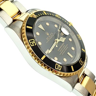 Rolex Submariner 16613LN; Men's watch Image 2 of Rolex Submariner 16613LN; Men's watch