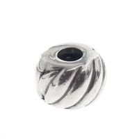 Pandora clip charm; Silver; Polished Feathered
