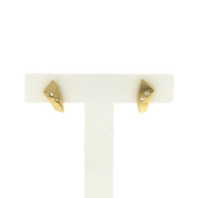 Image 1 of Gold stud earrings with diamond; 0.02 ct.