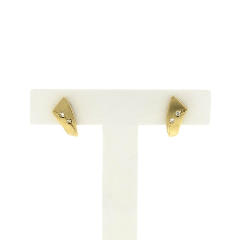 Image 1 of Gold stud earrings with diamond; 0.02 ct.