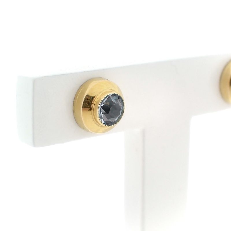 Image 6 of Gold stud earrings with topaz