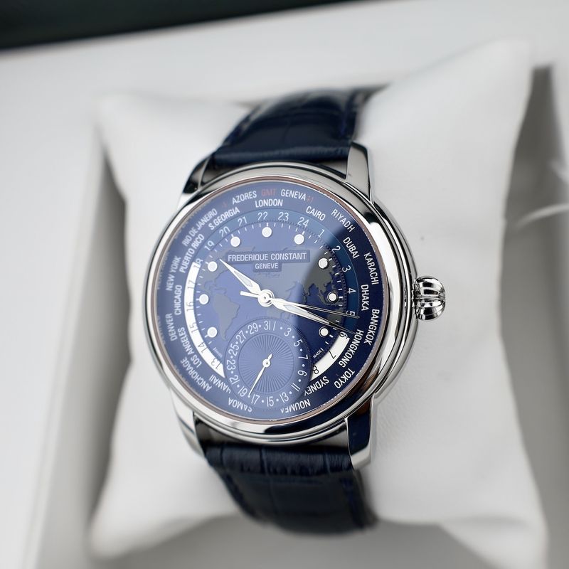 Image 16 of Frederique Constant Classic Worldtimer FC-718X4H4/6; Automatic men's watch