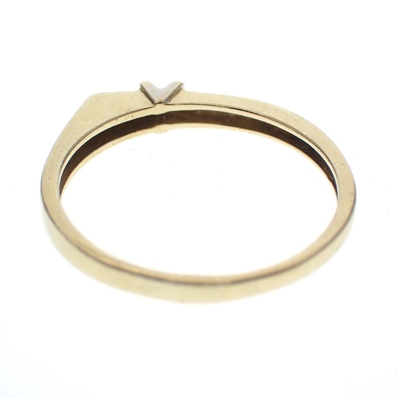 Image 5 of Gold solitaire ring with diamond; 0.03 ct.