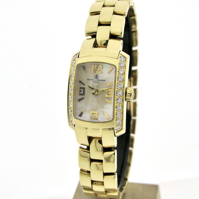 Image 20 of Baume & Mercier Hampton Milleis 65370; 18k gold women's watch with diamonds
