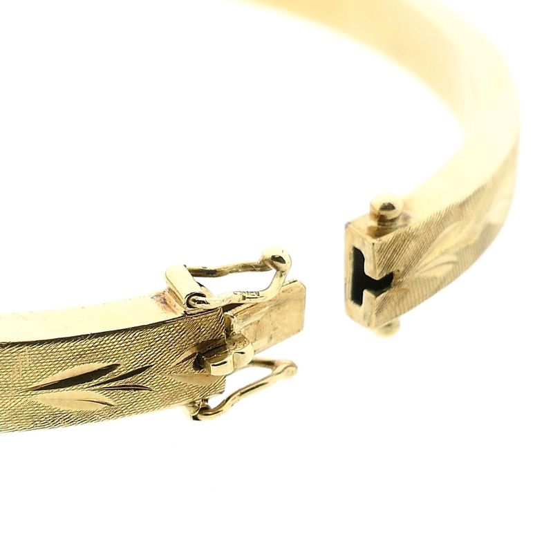 Afbeelding 6 van Gouden slavenarmband met gravures; Maat M/L
