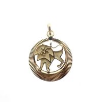 Gold zodiac sign pendant; Leo | Fabiola