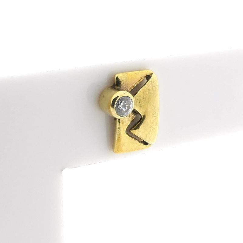 Image 5 of Gold stud earrings with zirconia