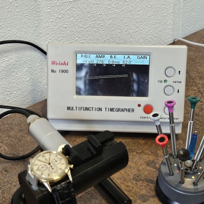 Image 23 of Movado 'Tiffany & Co' M95 Chronograph 49058; Vintage 14k gold men's watch