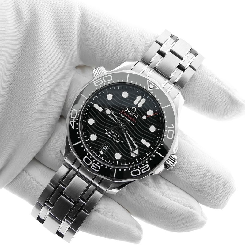 Image 8 of Omega Seamaster 300m Co‐Axial Master Chronometer 42mm; Automatic diving watch
