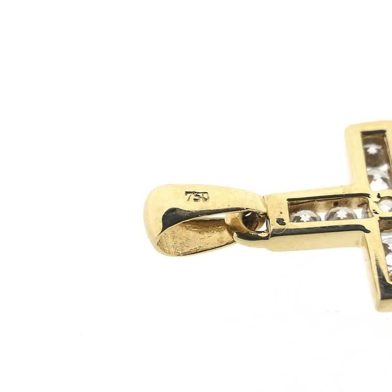 Image 9 of Gold pendant of a cross with zirconia