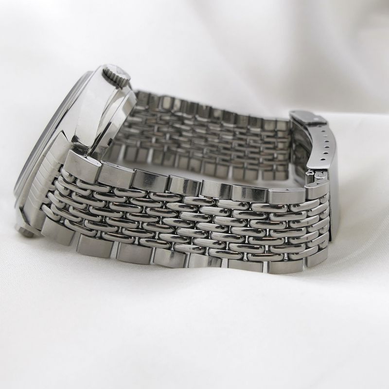 Image 23 of Heuer Carrera 1153; Vintage chronograaf heren horloge