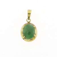 Gold pendant with jade
