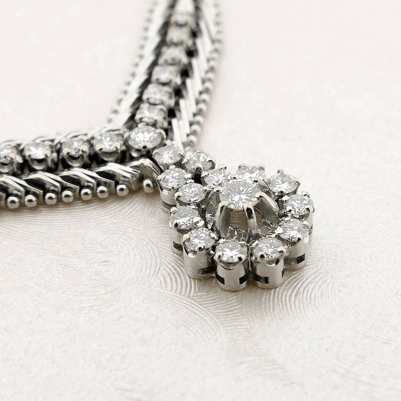Image 5 of White gold necklace with diamonds 1.06 ct. | 43 mm