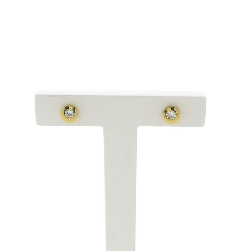 Image 1 of 18 ct. Gold stud earrings with diamond | 0.16 ct.
