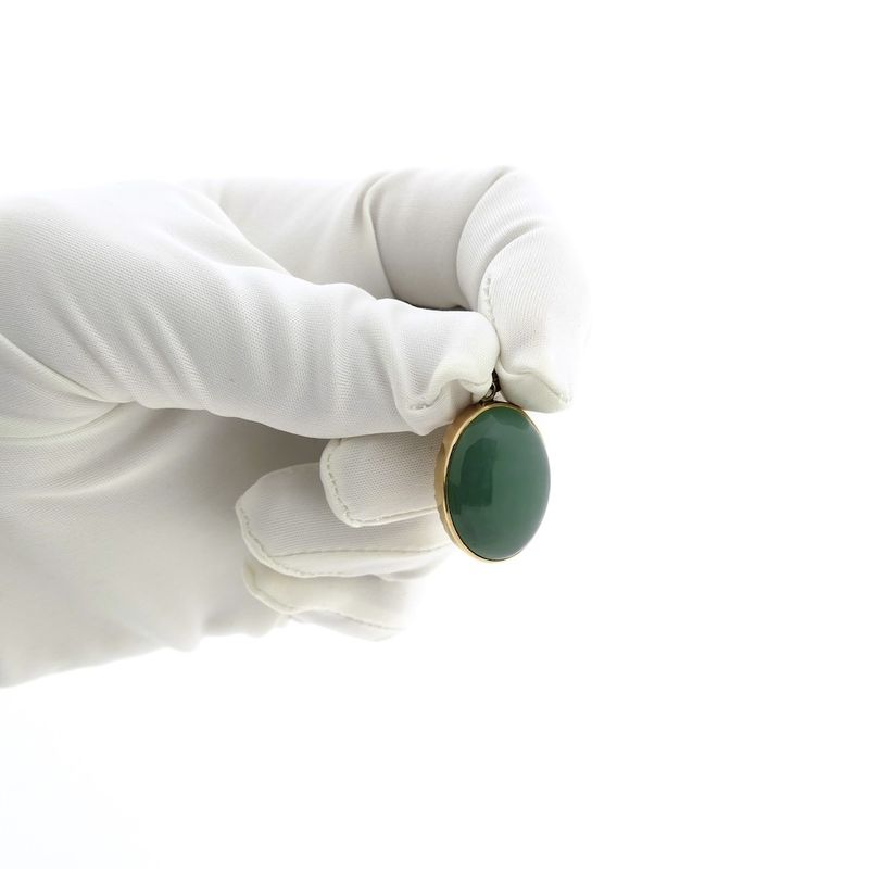 Image 12 of 18 carat gold pendant with aventurine