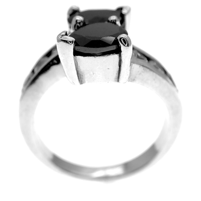 Image 3 of Silver 'twist' ring with onyx and zirconia