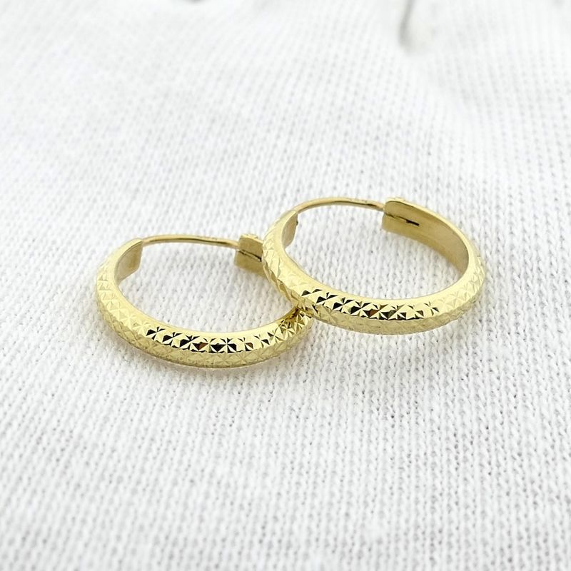 Image 10 of Gold faceted earrings; Ø 14.9 mm