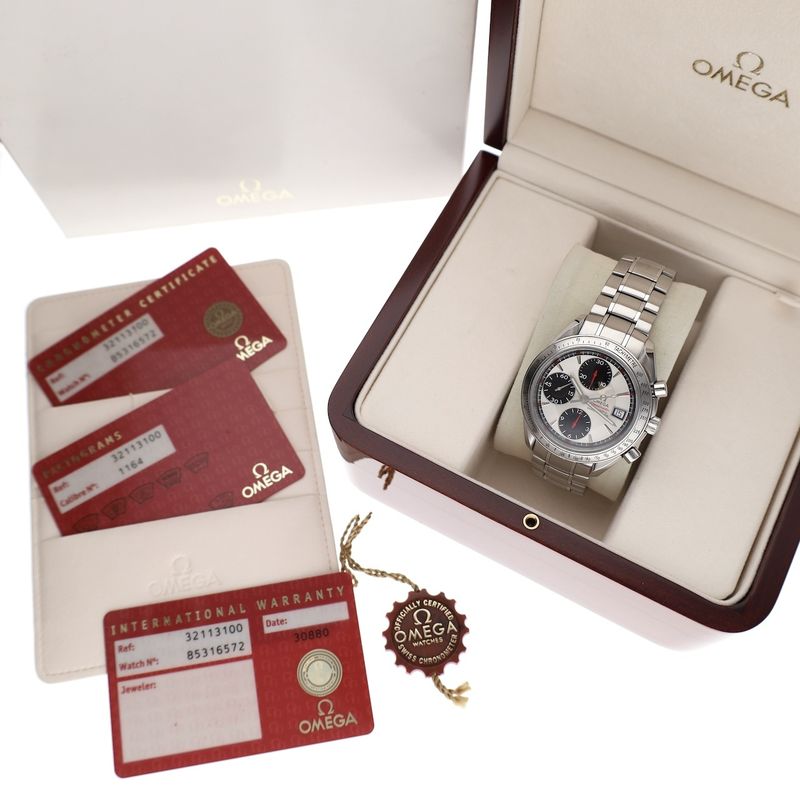 Image 19 of Omega Speedmaster Date 'Chronometer' 3211.31.00; Chronograph men's watch