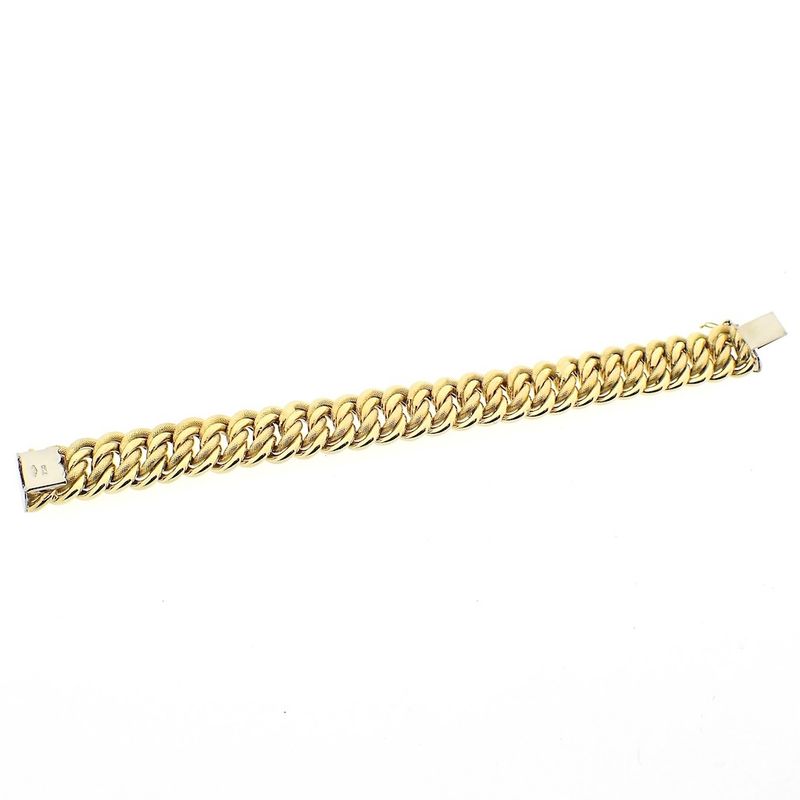 Image 9 of Gold French gourmet link bracelet