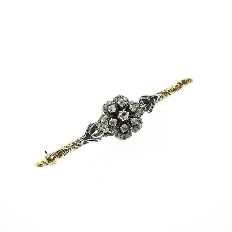 Image 3 of Victorian gold brooch with diamond; 0.27 ct.