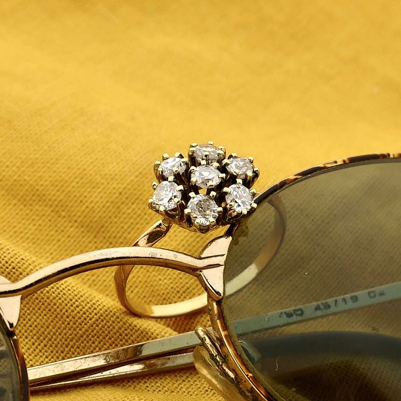 Image 2 of Gold Ring with Diamond; 0.77 ct.; 18K; Size 17.5