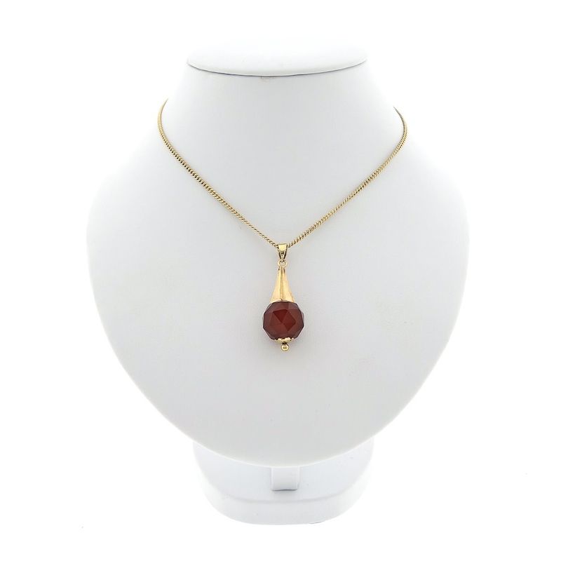 Image 4 of Gold pendant with carnelian