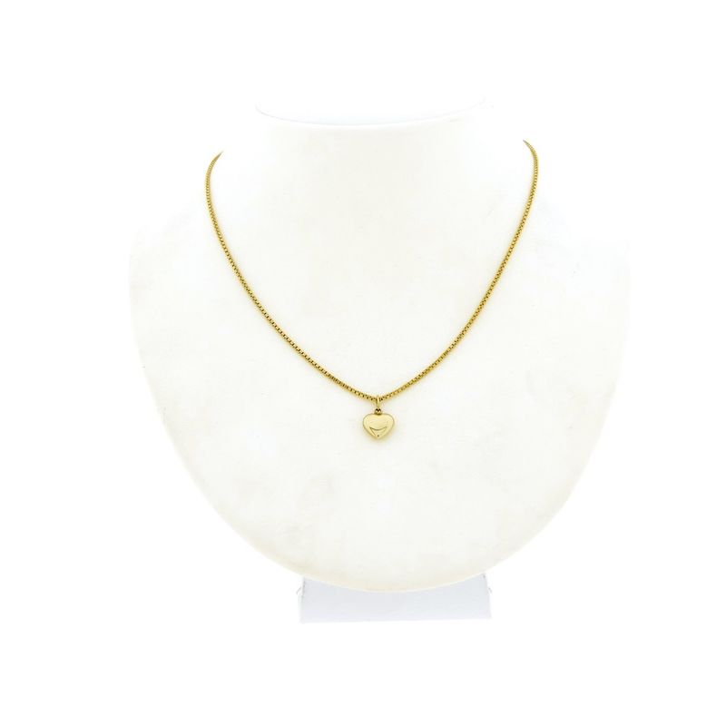 Image 4 of Gold pendant of a heart