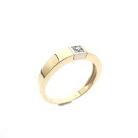 Gold ring with diamond; 0.08 ct.