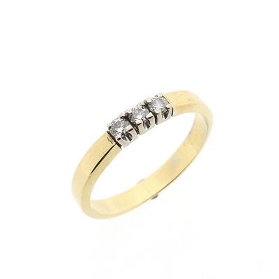 Image 1 of Gold Ring with Diamond; 0.18 ct.