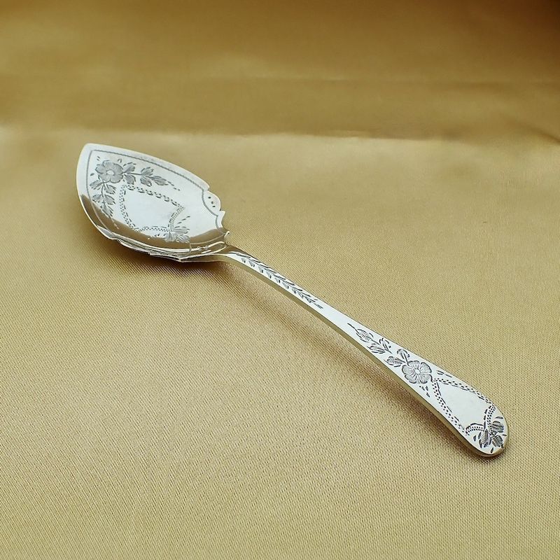 Image 4 of Vintage silver spoon/scoop | English hallmarked