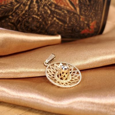 Image 2 of Gold pendant of a sombrero