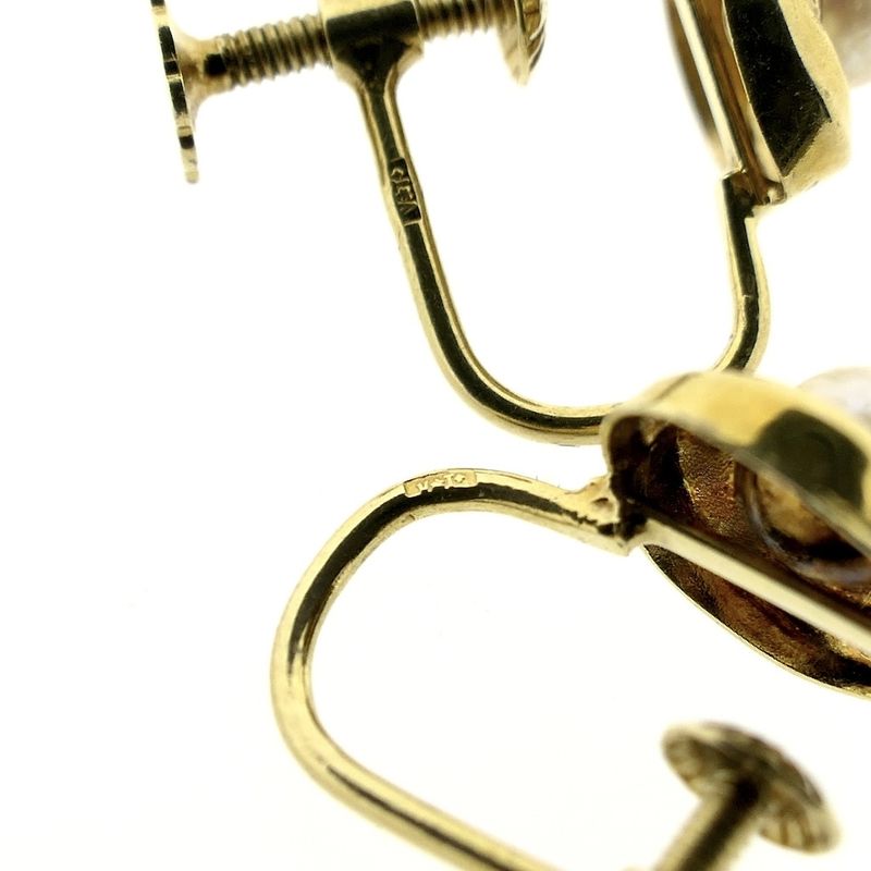 Image 7 of Gold clip-on earrings with cultured pearls