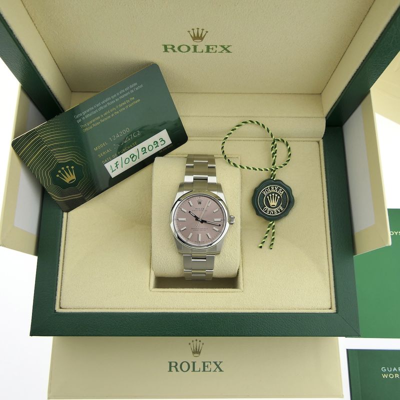 Image 6 of Rolex Oyster Perpetual 34mm 124200; Automatic unisex watch