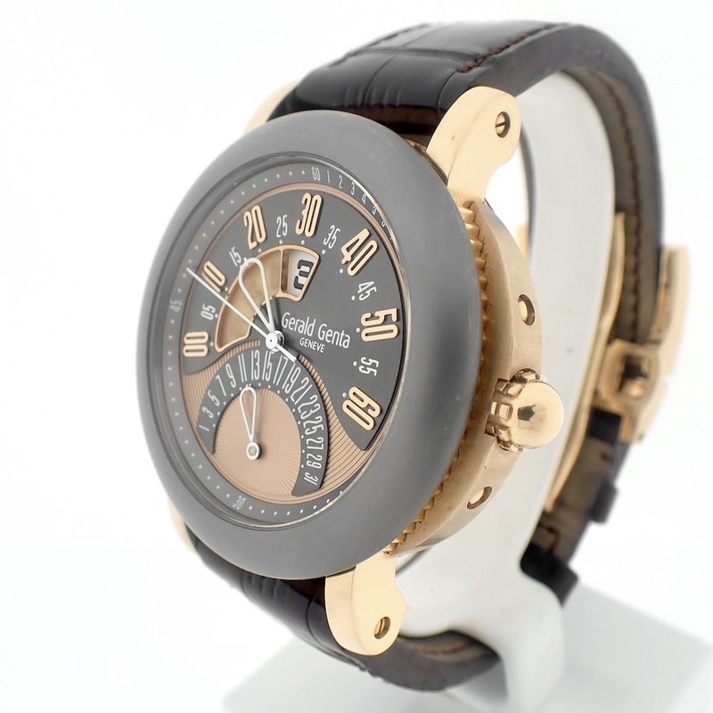 Image 2 of Gerald Genta Arena Bi-Retro; 18k gold men's watch with Tantalum bezel