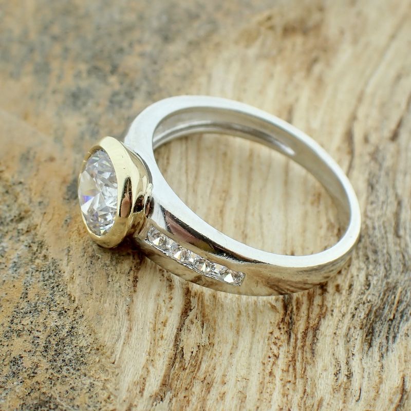 Image 2 of Two-tone gold ring with zirconia stones