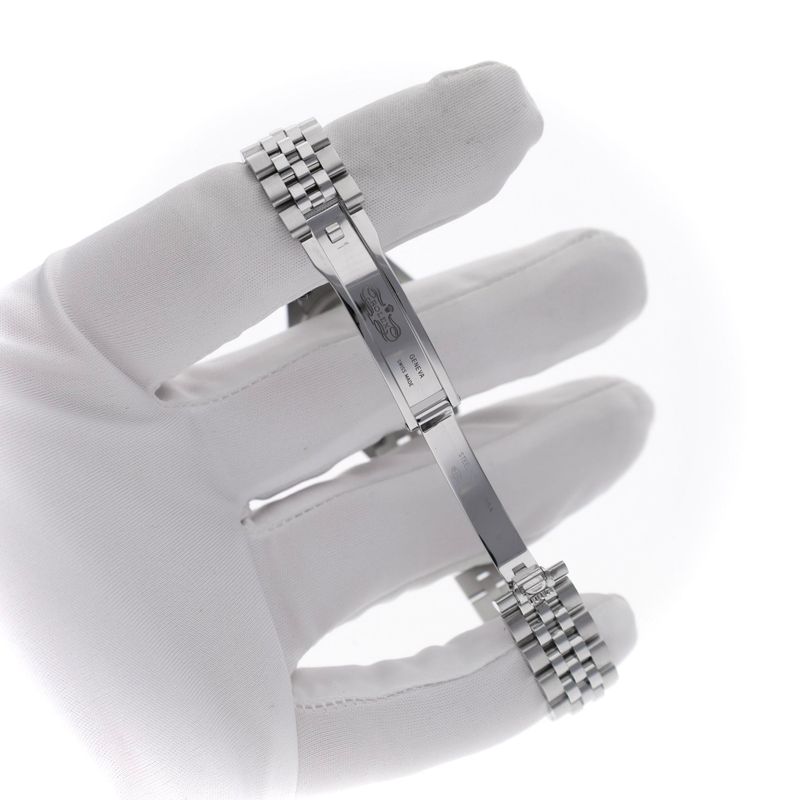 Image 11 of Rolex Lady-Datejust 28mm Automatic Watch