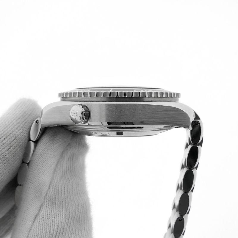 Image 7 of Omega Seamaster Planet Ocean Chronograph; Automatic men's diving watch