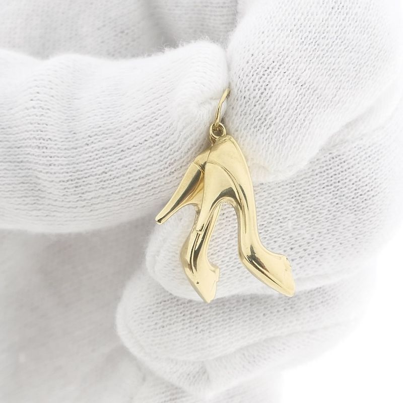 Image 7 of Gold pendant of two pumps