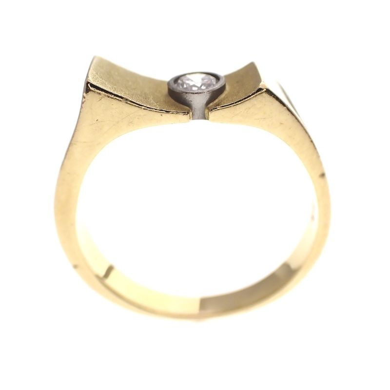 Image 3 of Gold solitaire ring with diamond; 0.15 ct.