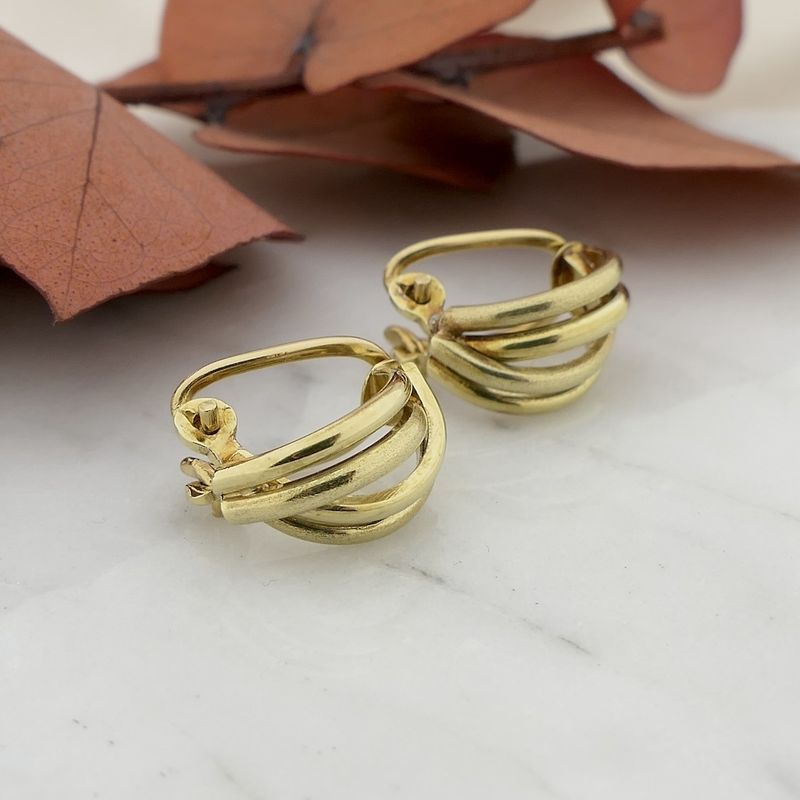 Image 2 of Gold vintage fantasy clip-on earrings